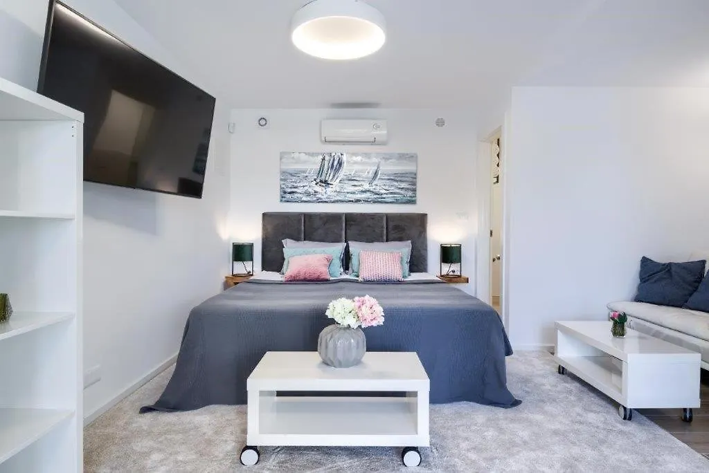 Semesterbostad Villa Bonelli Pjescana Uvala