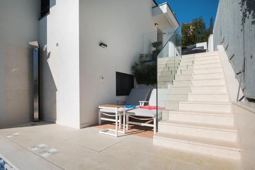 Villa Bonelli Pjescana Uvala Holiday home