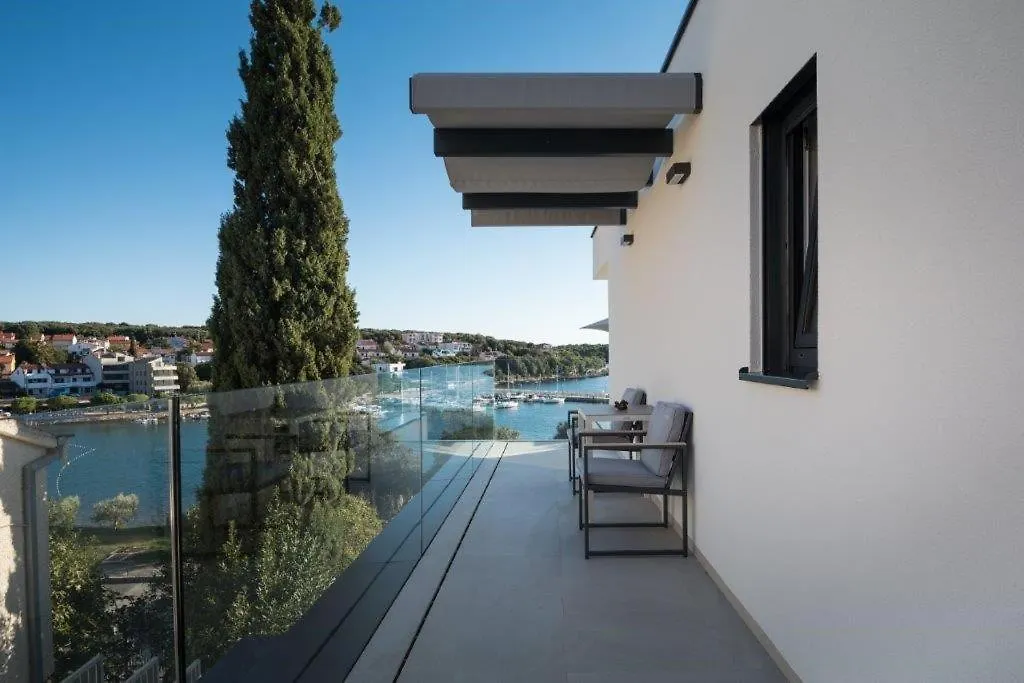 Holiday home Villa Bonelli Pjescana Uvala