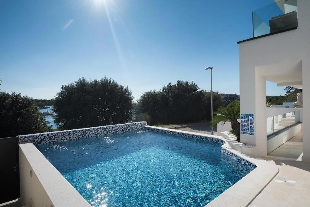 Villa Bonelli Pjescana Uvala Holiday home